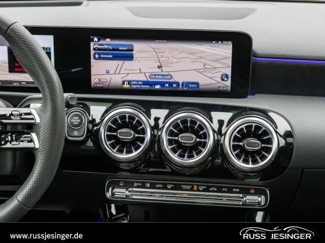 Mercedes-Benz A 220