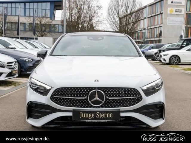 Mercedes-Benz A 220
