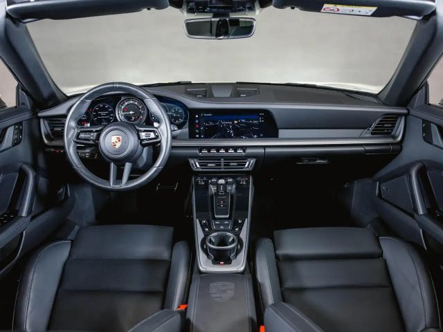 Porsche 992