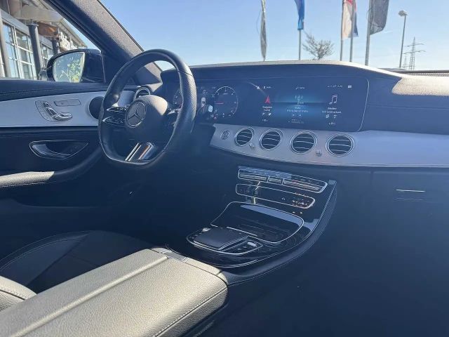 Mercedes-Benz E 400