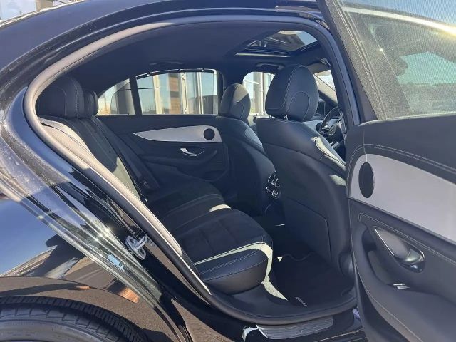 Mercedes-Benz E 400