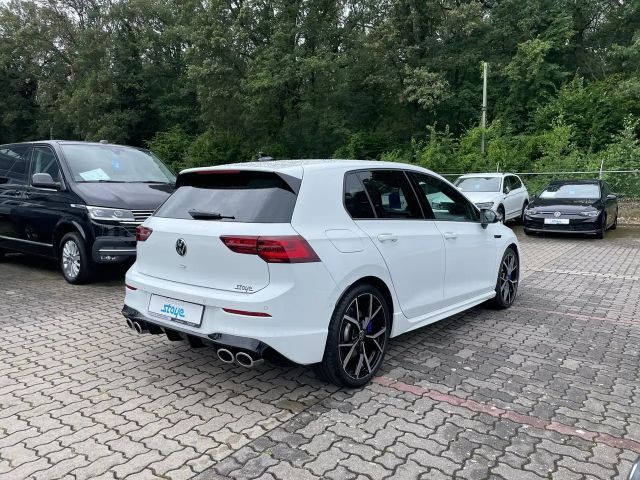 Volkswagen Golf R
