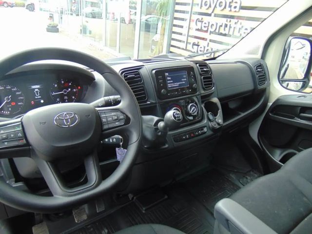 Toyota Proace Max