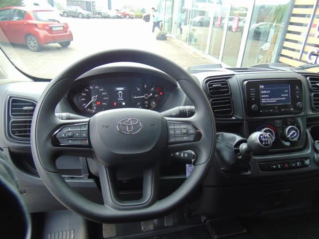 Toyota Proace Max