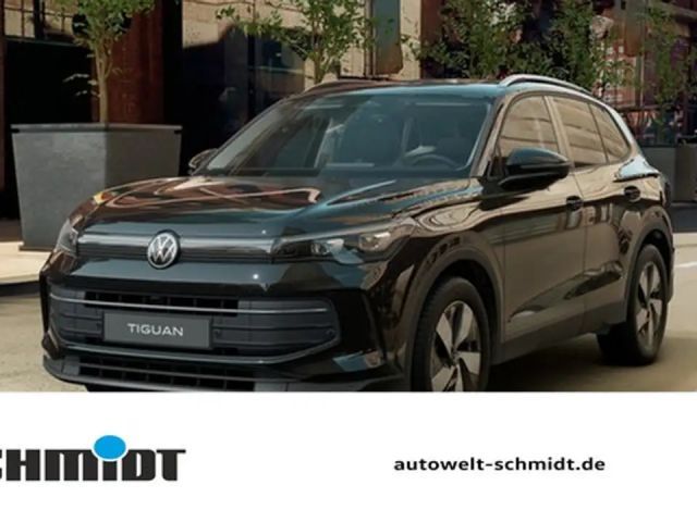 Volkswagen Tiguan 2,0 l TDI DSG Life AHK KOMFORTP DESIGNP LED PLU... 2024 Diesel