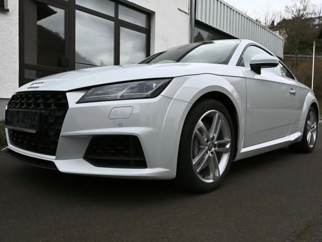 Audi TT 2022 Benzine