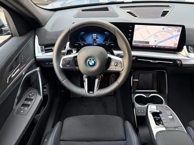 BMW iX2