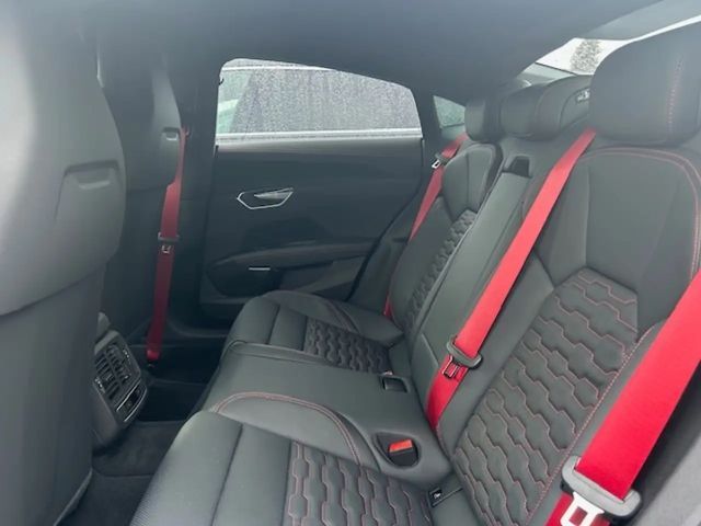 Audi RS e-tron GT