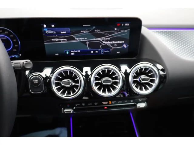 Mercedes-Benz EQA 300