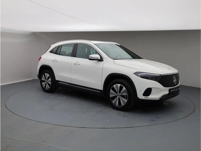 Mercedes-Benz EQA 300