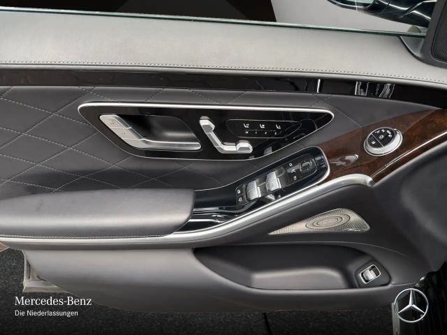 Mercedes-Benz S 600
