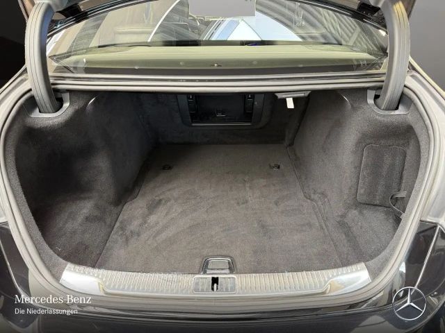 Mercedes-Benz S 600