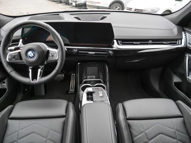 BMW iX2