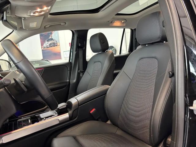 Mercedes-Benz GLB 250