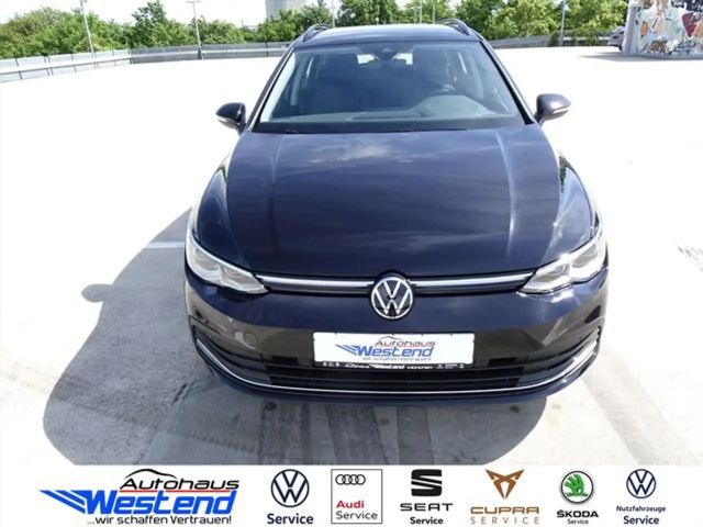 Volkswagen Golf Var. STYLE 1.5l eTSI 96kW DSG LED Navi Klima Navi 2024 Benzine