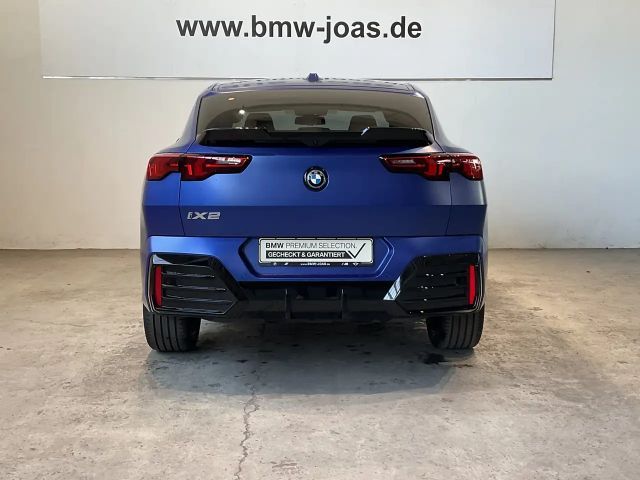 BMW iX2