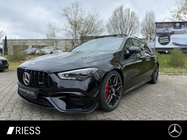 Mercedes-Benz CLA 45 AMG