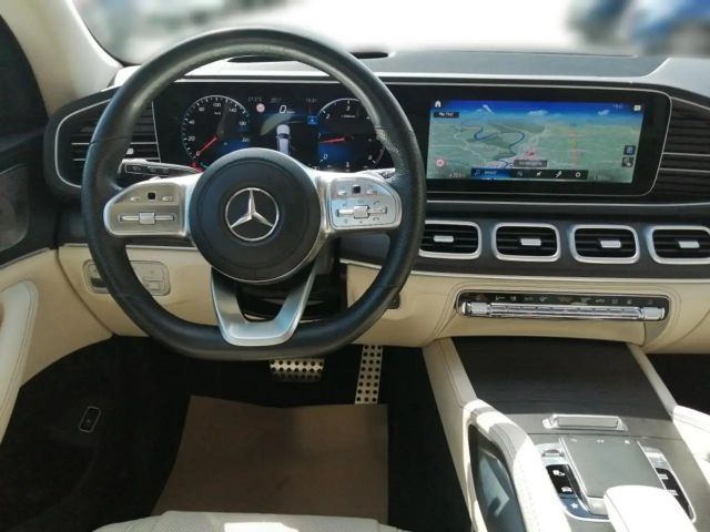 Mercedes-Benz GLS 400