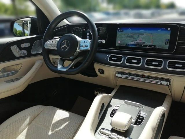 Mercedes-Benz GLS 400