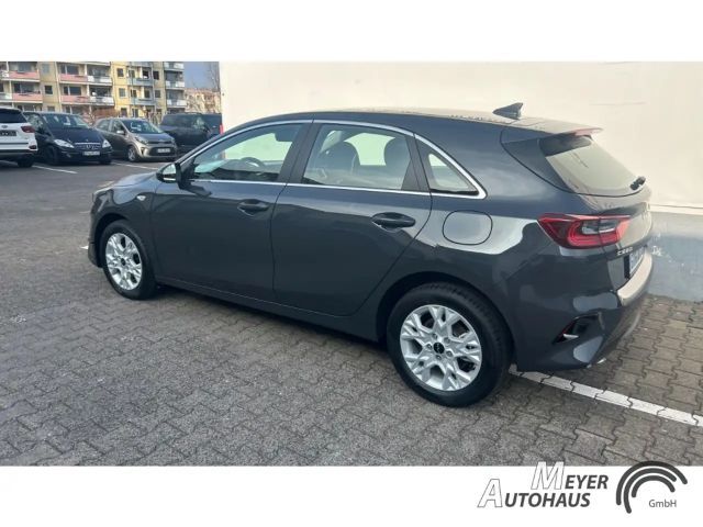 Kia Ceed / cee'd