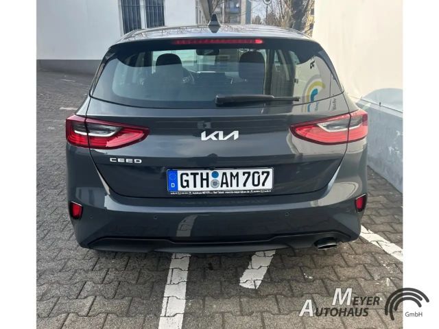 Kia Ceed / cee'd