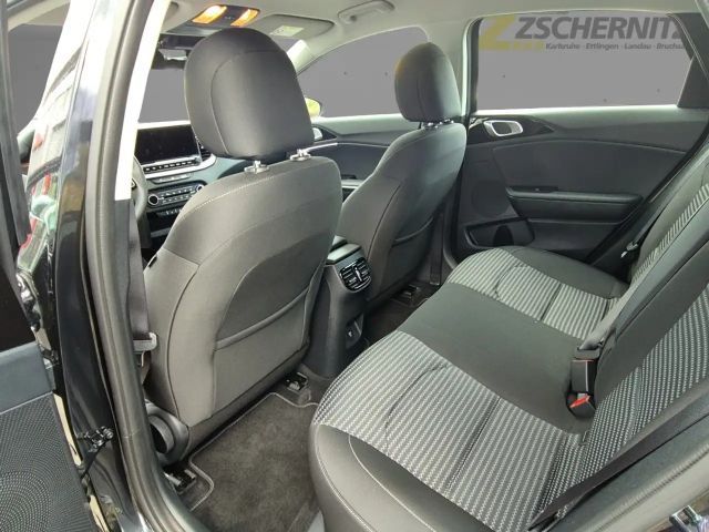 Kia Ceed / cee'd