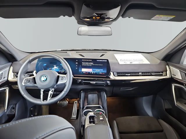 BMW iX2