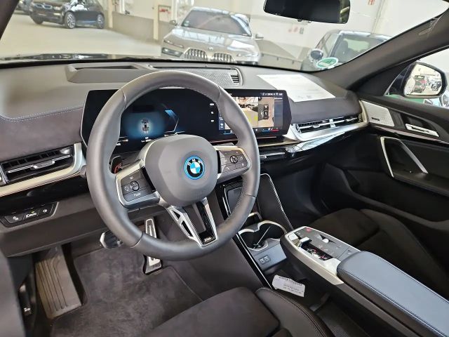 BMW iX2