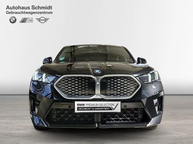 BMW iX2