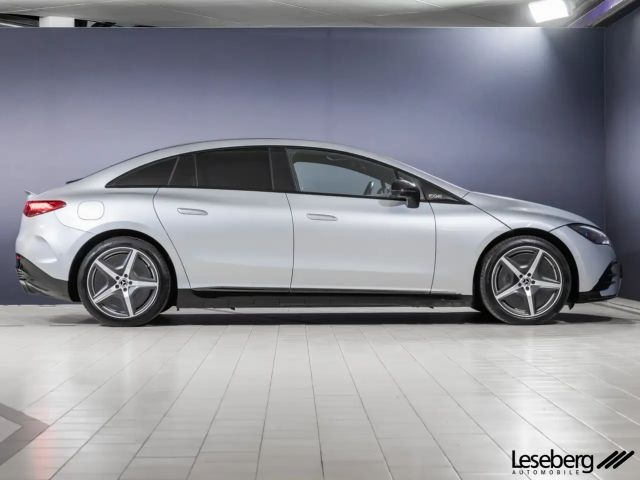 Mercedes-Benz EQE 300