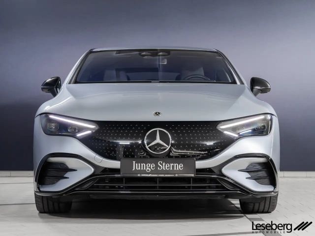 Mercedes-Benz EQE 300
