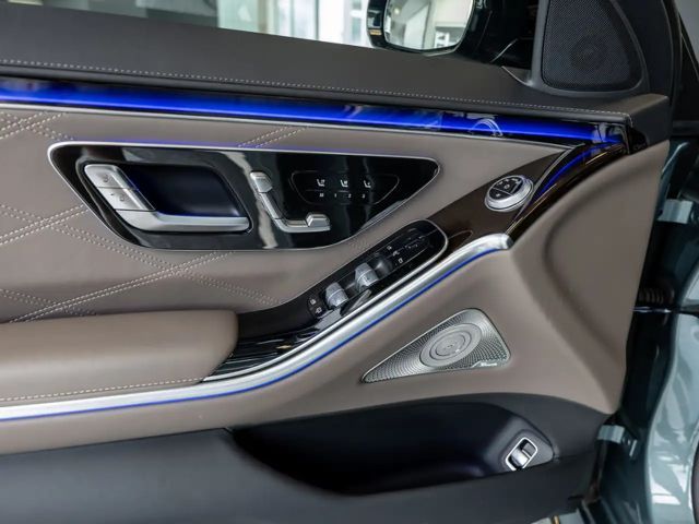 Mercedes-Benz S 63 AMG