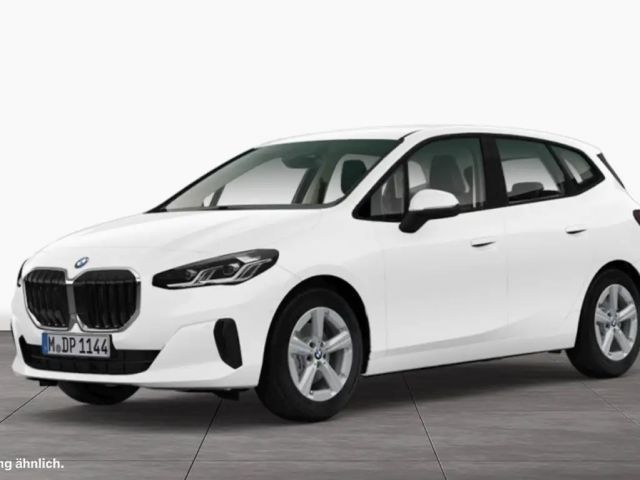 BMW 216 2024 Benzine