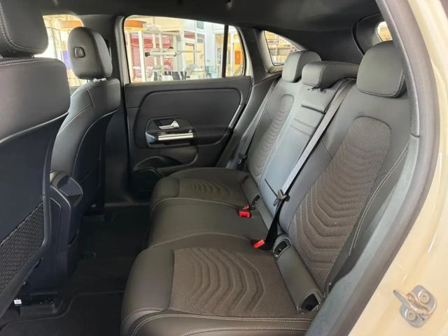 Mercedes-Benz EQA 350