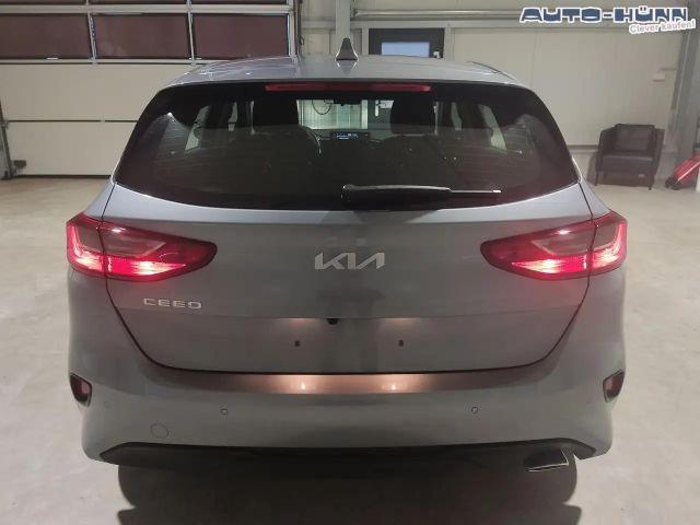 Kia Ceed / cee'd