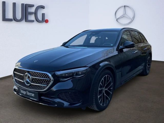 Mercedes-Benz E 300 2024 Hybride / Diesel