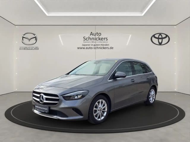 Mercedes-Benz B 200 2022 Benzine