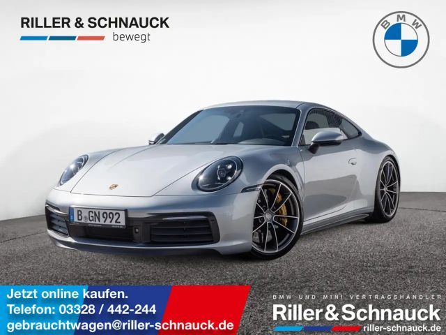 Porsche 992 2021 Benzine