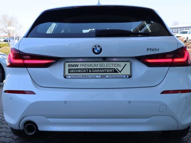BMW 118