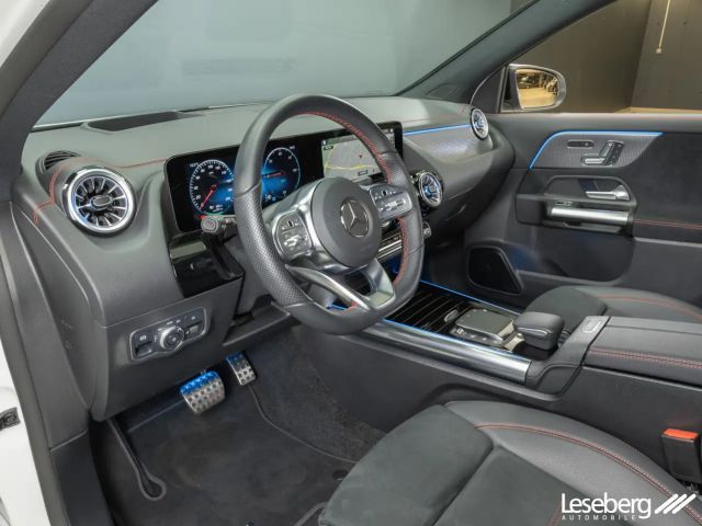 Mercedes-Benz EQA 300