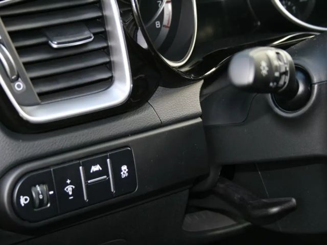 Kia Ceed / cee'd