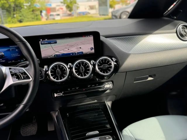 Mercedes-Benz B 250