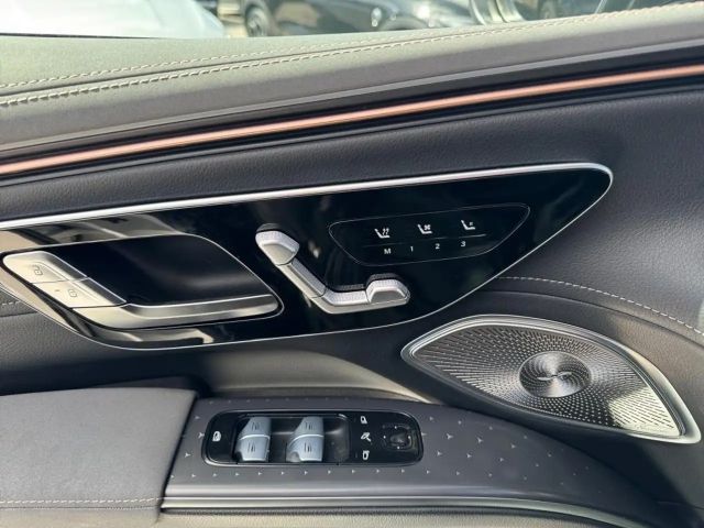 Mercedes-Benz EQS SUV