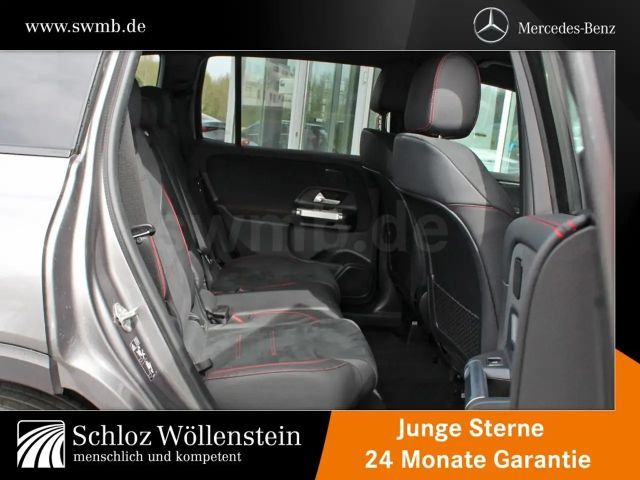 Mercedes-Benz GLB 220