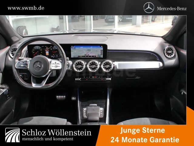 Mercedes-Benz GLB 220