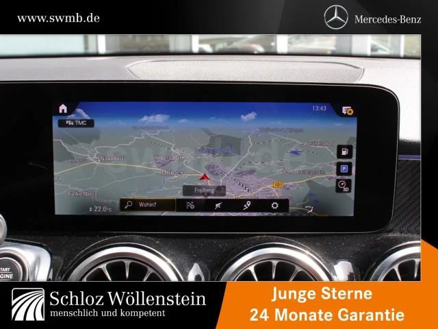 Mercedes-Benz GLB 220