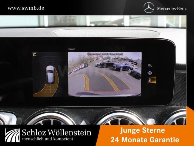 Mercedes-Benz GLB 220