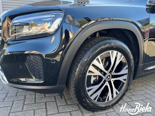 Mercedes-Benz GLB 220