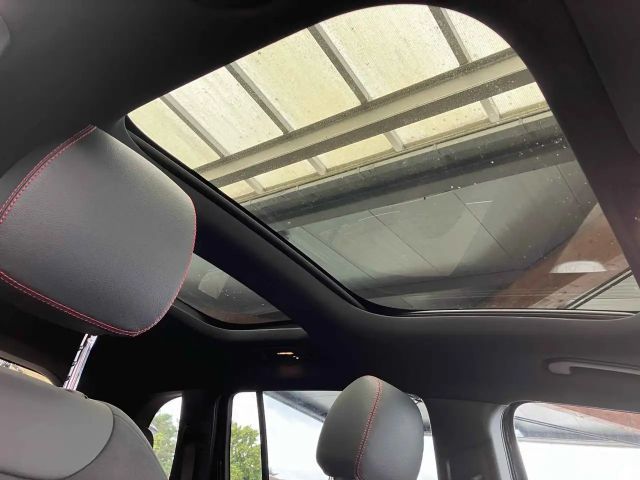 Mercedes-Benz EQB 350