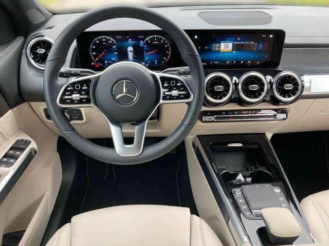 Mercedes-Benz GLB 250